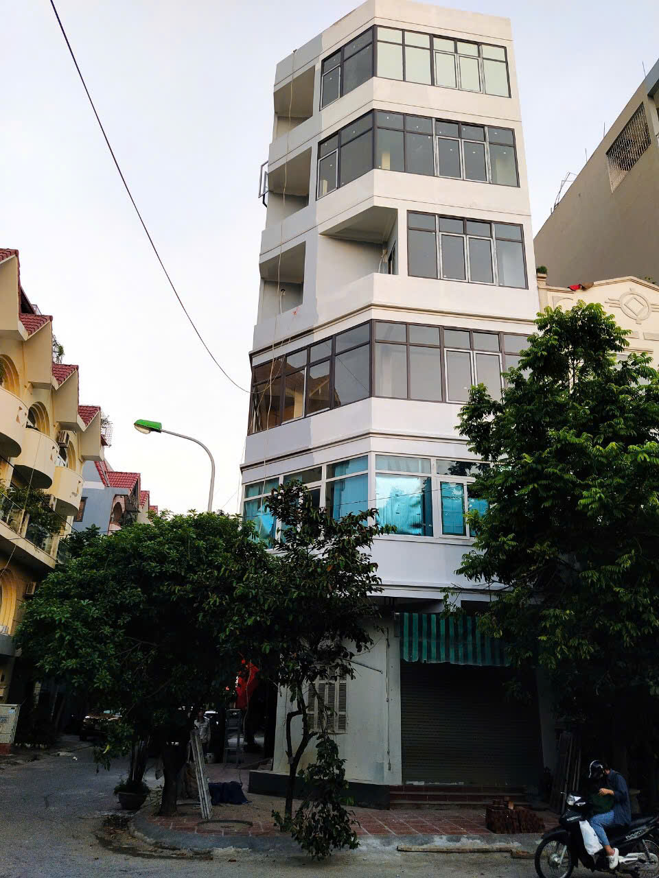 Cho thuê văn phòng tầng 2, 3 tại KĐT Mỗ Lao – Hà Đông