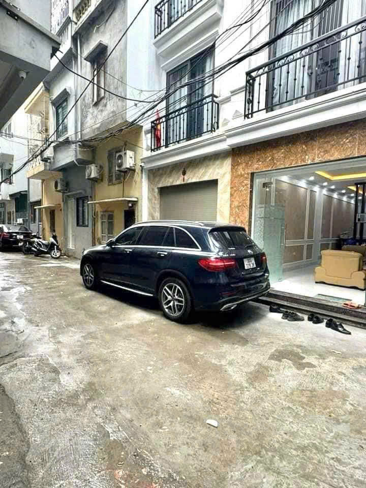 CHO THUÊ NHÀ NGỌC THỤY – 4 TẦNG – FULL ĐỒ – Ô TÔ VÀO NHÀ – 8 TRIỆU/THÁNG