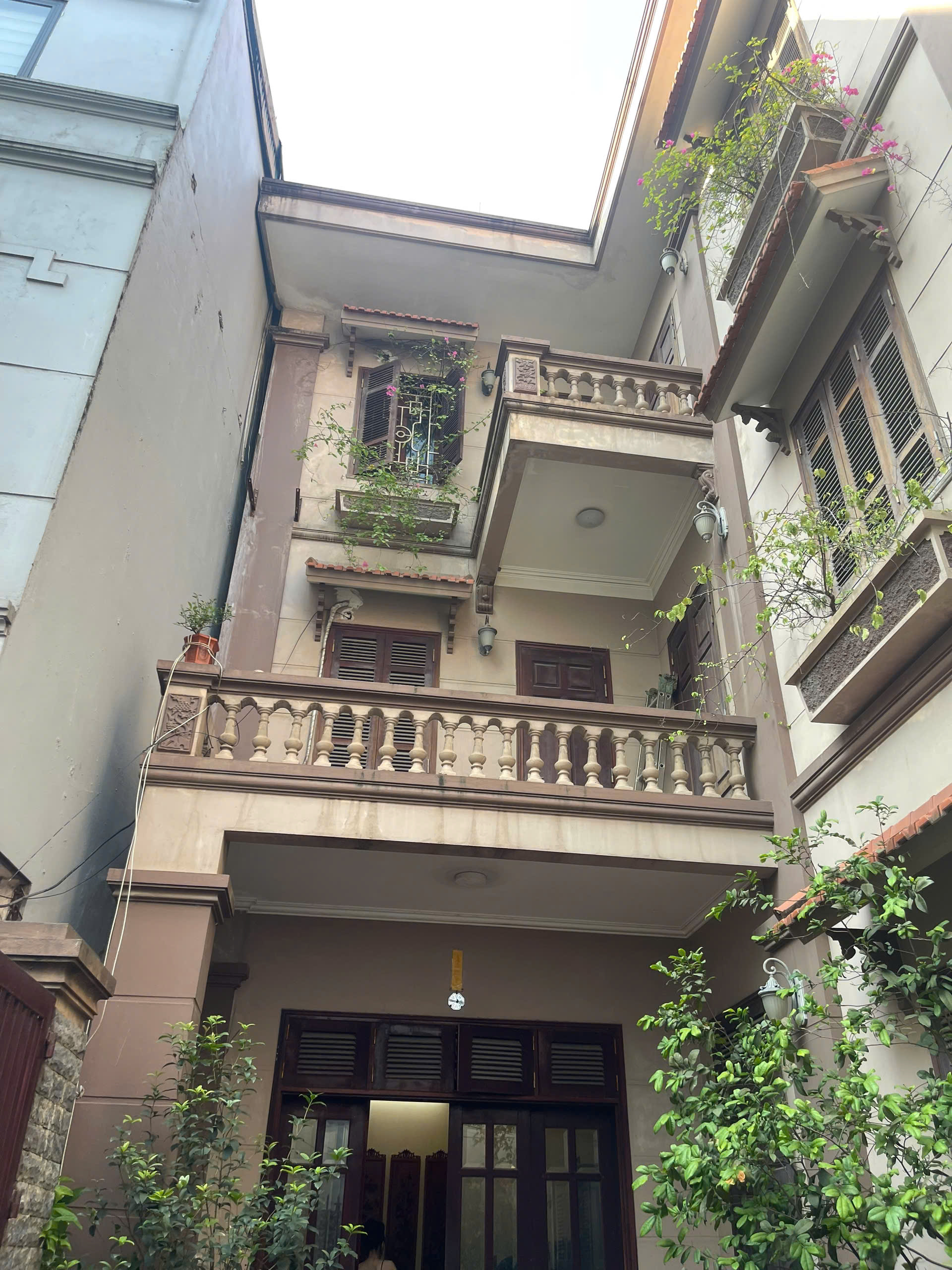 Bán biệt thự trung tâm Hà Đông, dt 130m2, gara ô tô, chỉ hơn 20 tỷ