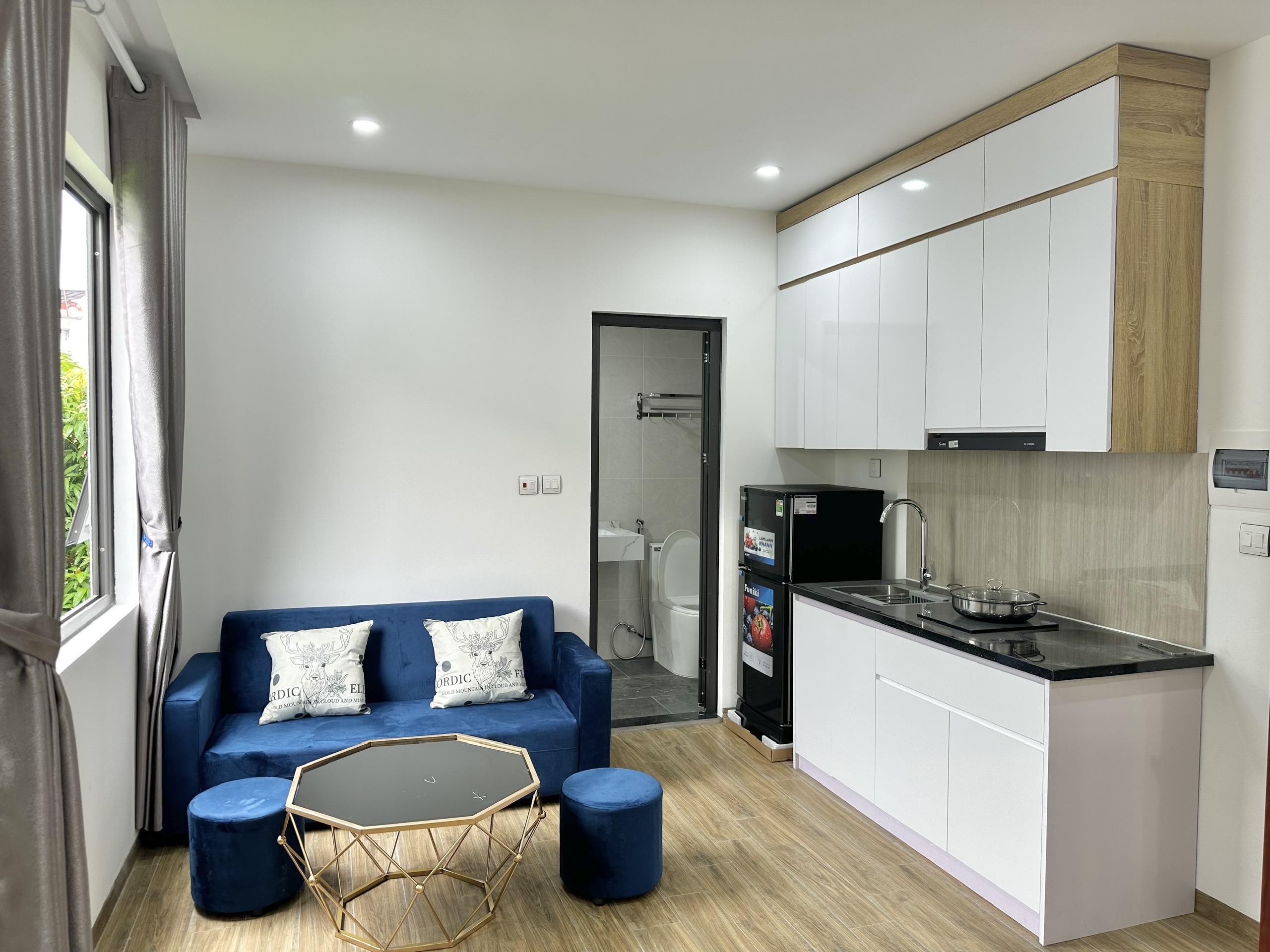 CHÍNH CHỦ CẦN BÁN TÒA NHÀ VĂN PHÒNG LÔ GÓC PHỐ MỸ ĐÌNH QUẬM NAM TỪ LIÊM 171 m2 x 9 TẦNG THANG MÁY NHẬP NGOẠI NHỈNH 70 TỶ Ô TÔ KINH DOANH ĐỈNH ĐƯỜNG 2 CHIỀU