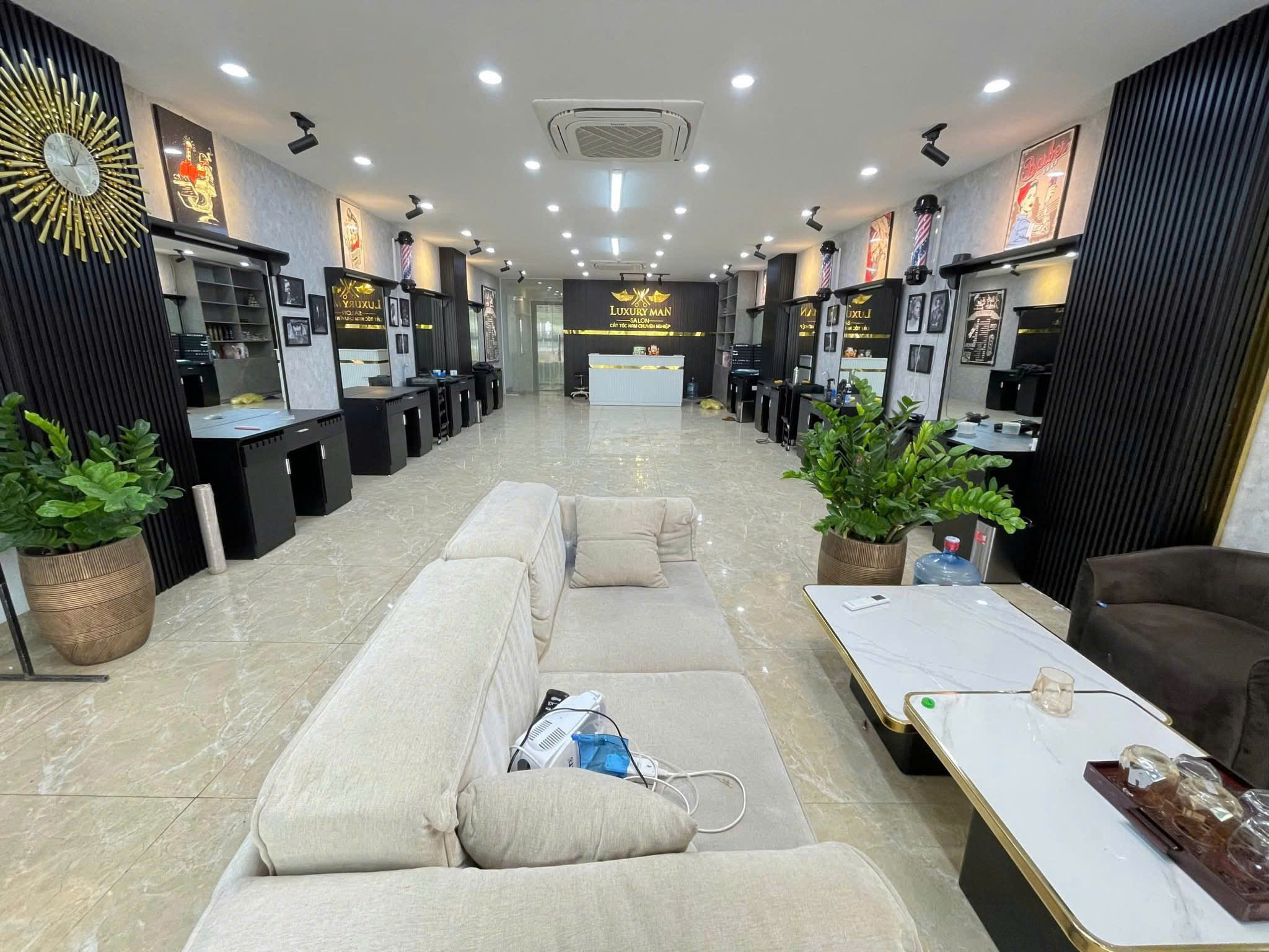 Bán nhà Mặt phố Hồ Tùng Mậu, gần ĐH Thương Mại, Sư Phạm – Cầu Giấy. DT 70m2, 8 tầng thang máy, KD đỉnh