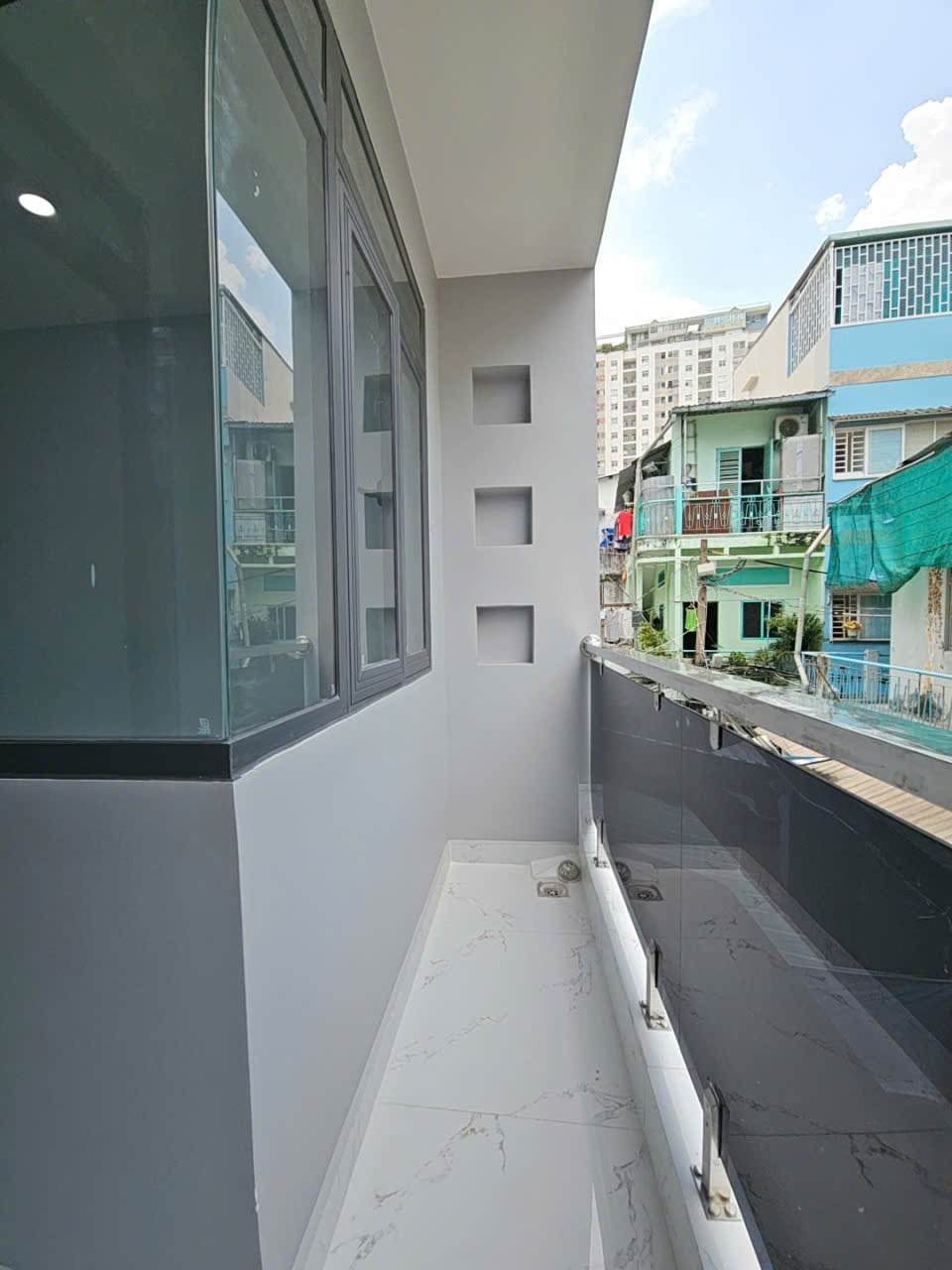 Sát mặt tiền Hoàng Diệu Trung Tâm Q4 có 6 tỷ