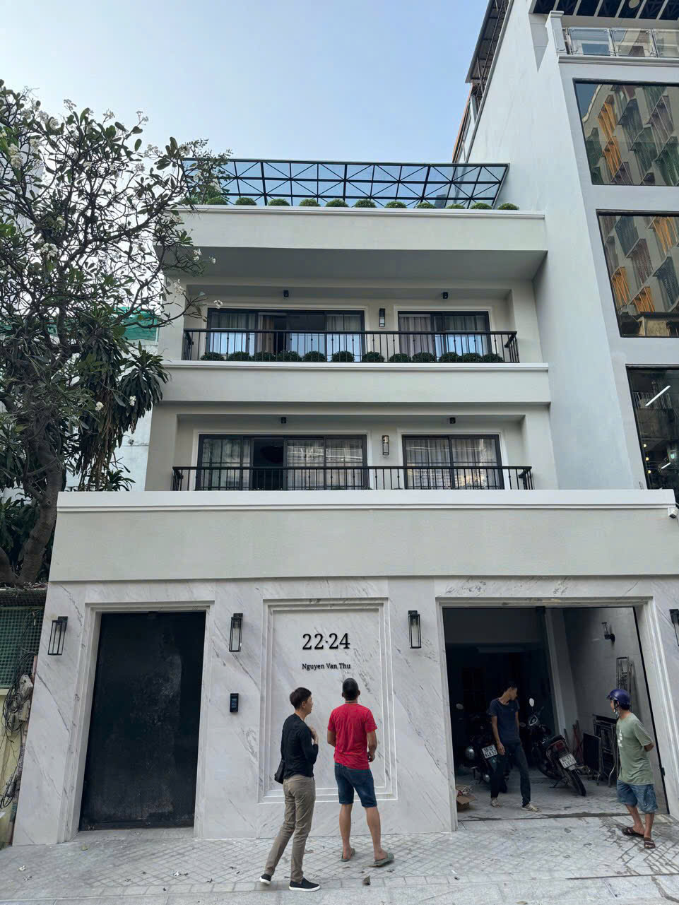 Bán Nhà Nguyễn Văn Thủ – 123.5m² – 5 Tầng – Full Nội Thất – Giá 84 Tỷ