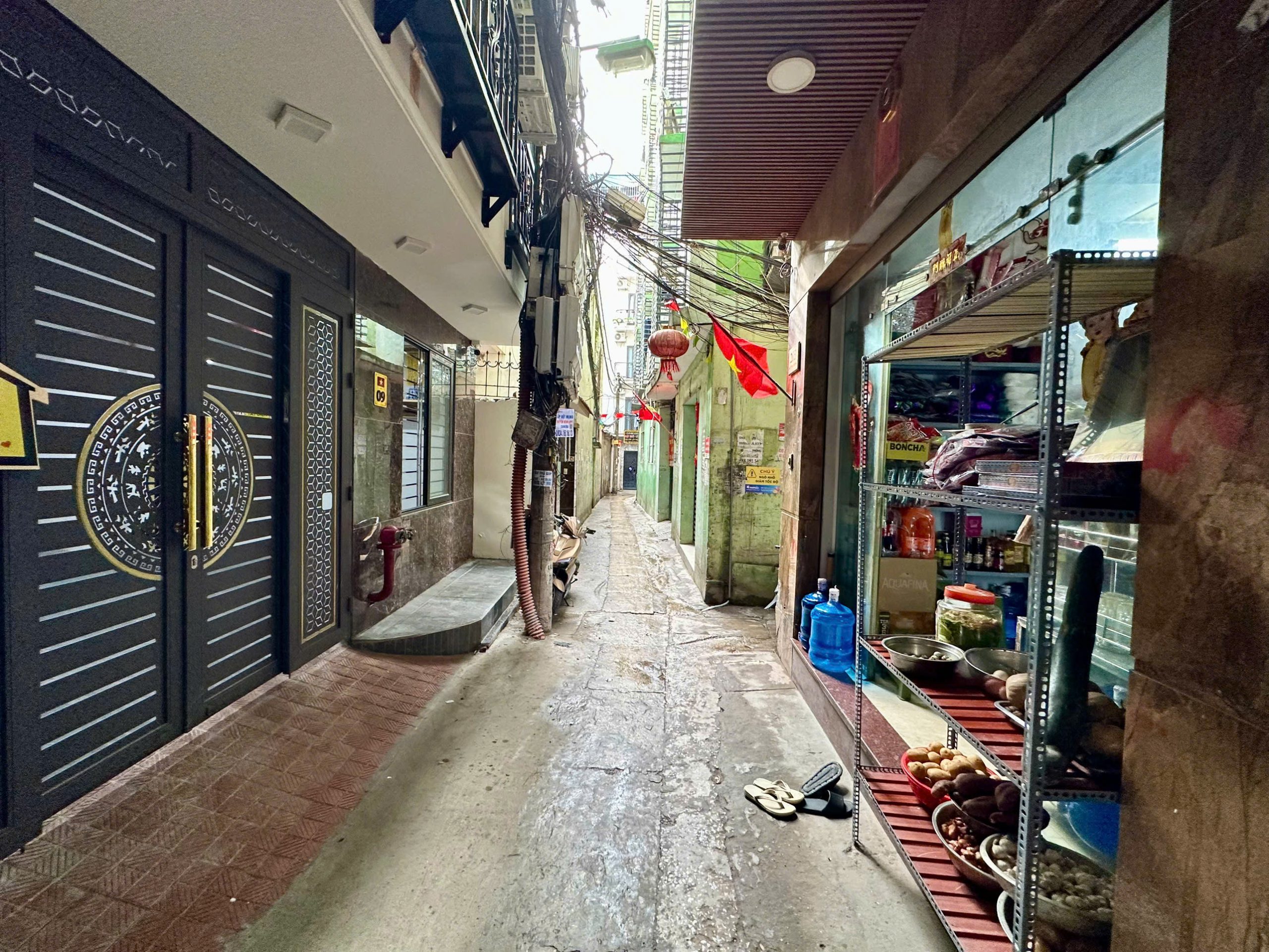 (Tin thật 100%) Bán chung cư mini 87m2 x 30P ở Quan Hoa – DT 1,95 tỷ ~ 7,4%/năm – Cách mặt phố 30m