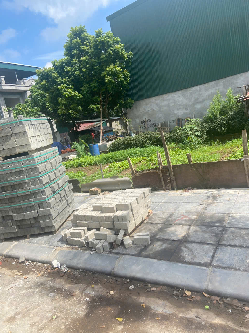 Bán đất Vũ Đức Thận long Biên 2 mặt ngõ – oto tránh – Kinh doanh- cạnh Big C- 125m nhỉnh 26 tỷ ( TL)