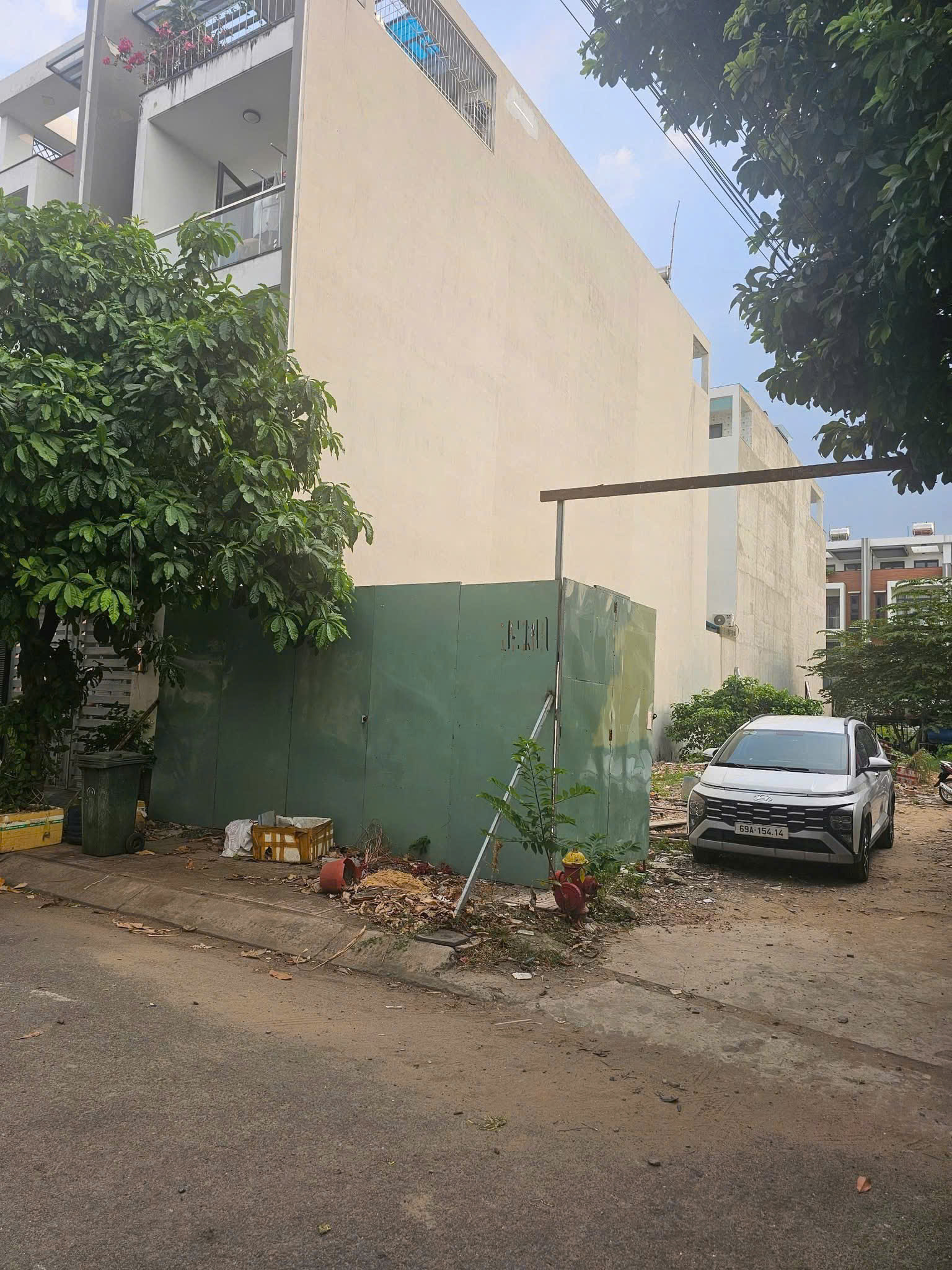LÔ ĐẤT (5X24) LÔ GÓC 2 MẶT TIỀN SIÊU ĐẸP 12M NGUYỄN VĂN QUÁ, Q12
