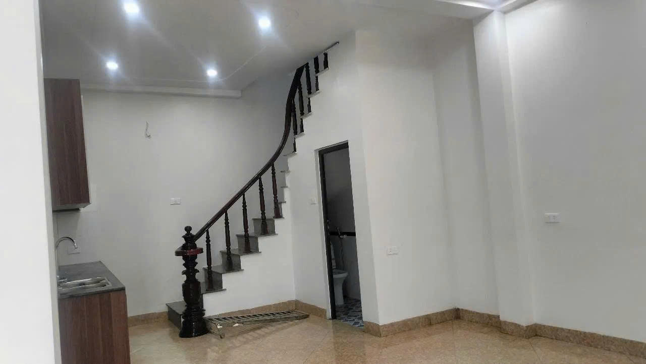 BÁN CĂN HỘ DV THANH XUÂN 80M2 X 6 TẦNG 15.2 TỶ 11 PHÒNG KHÉP KÍN – NHÀ MỚI, THANG MÁY, DÒNG TIỀN CAO, AN NINH 24/7