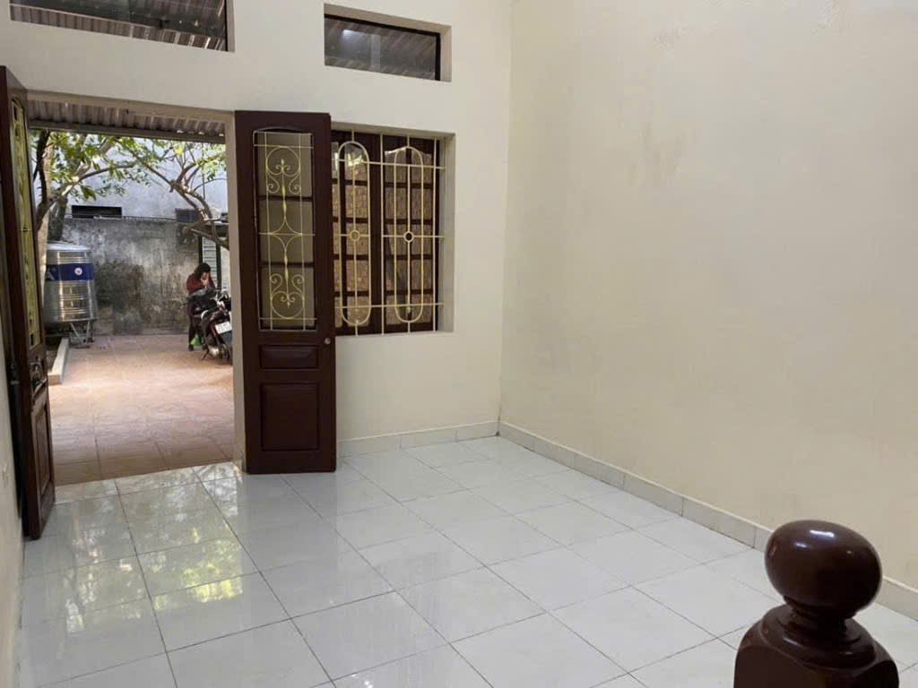 Vip Tứ Liên – 70m2 – Ôtô đỗ cửa – Nhỉnh 9 Tỷ