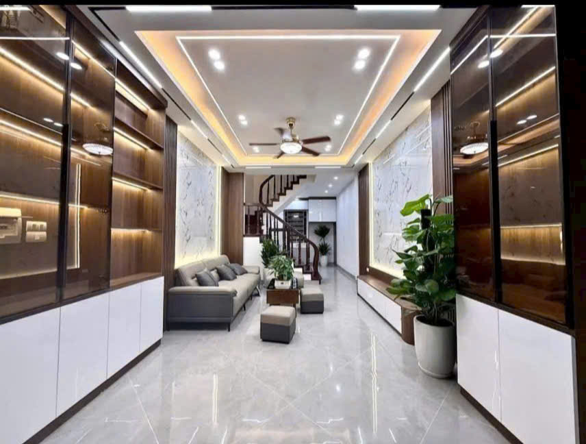 SIÊU RẺ – NHỈNH 6 TỶ – 42M – BÁN NHÀ NGỌC THỤY, LONG BIÊN – Ô TÔ ĐỖ SÁT.NHÀ, GẦN TRƯỜNG VIỆT PHÁP