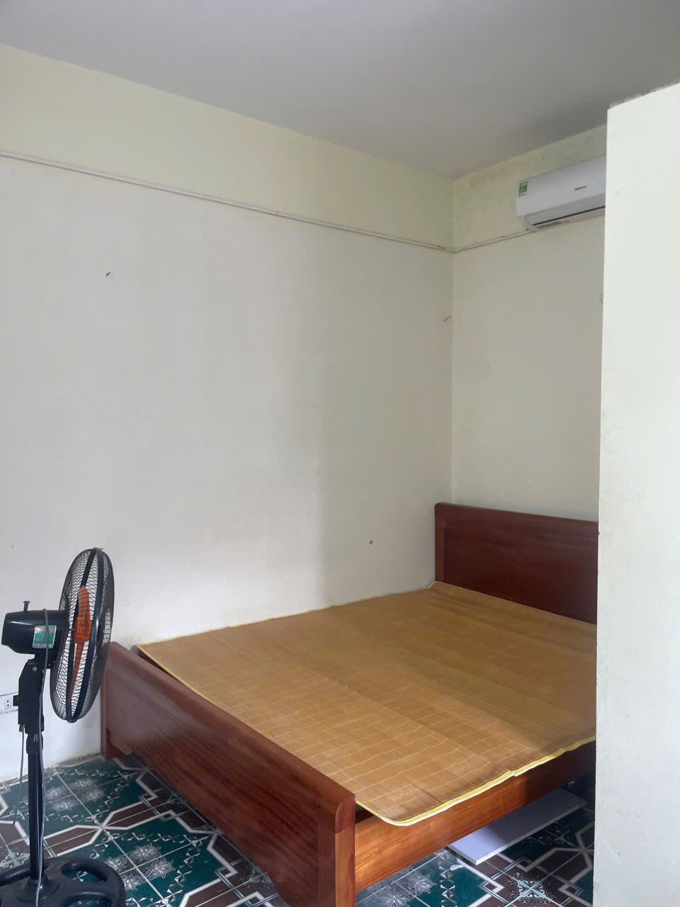 CHÍNH CHỦ CHO THUÊ NHÀ LÔ GÓC 3 MẶT THOÁNG – NGÕ 209 PHÚ THƯỢNG, TÂY HỒ, HN