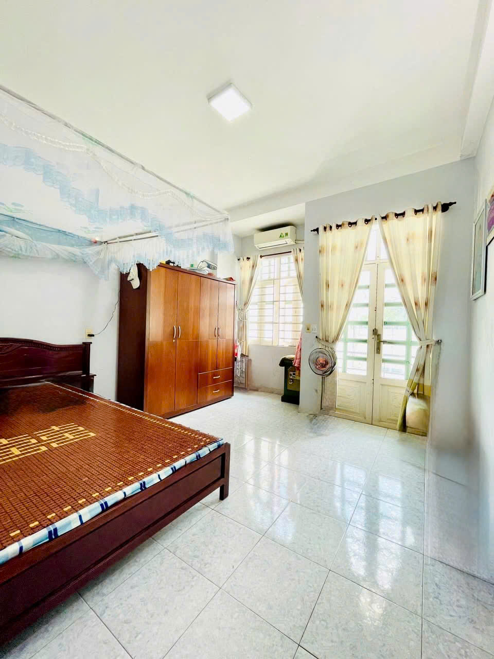 GẤP BÁN NHÀ 3 TẦNG MẶT TIỀN KINH DOANH ĐƯỜNG TRƯƠNG THỊ HOA TÂN THỚI HIỆP QUẬN 12 SHR CHỈ 9,2 TỶ