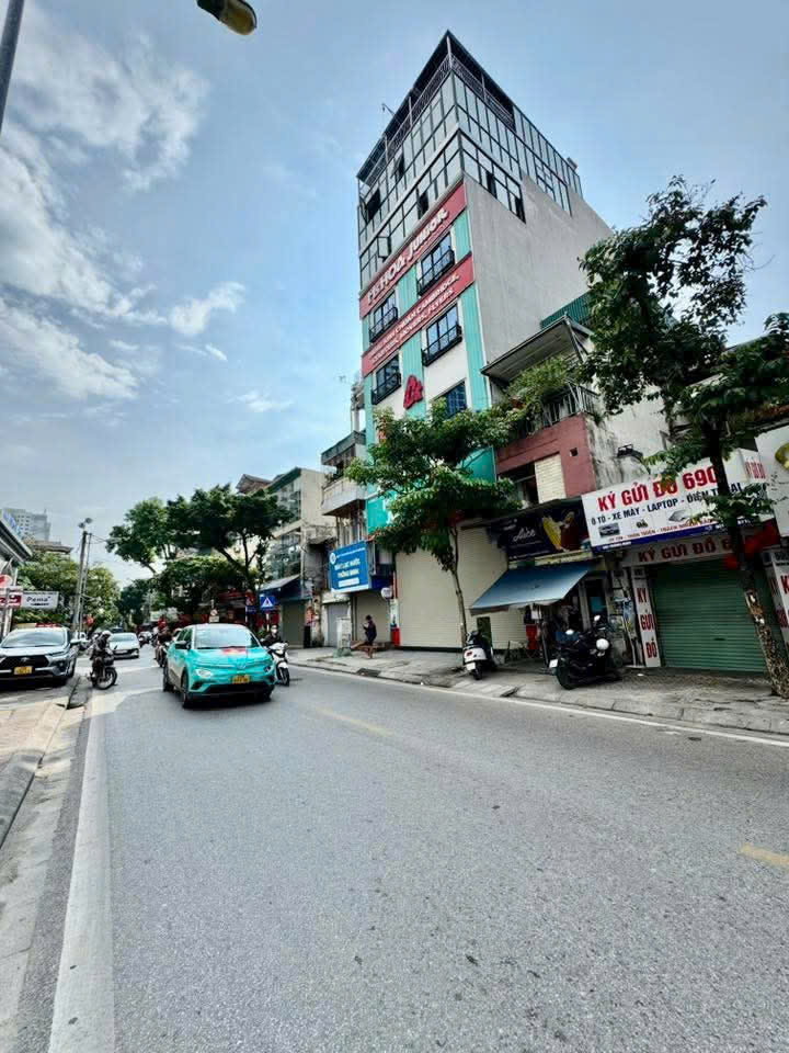 MẶT PHỐ MẶT PHỐ TRƯƠNG ĐỊNH KINH DOANH ĐỈNH CAO 👉 Vị trí siêu đỉnh, thoáng, vỉa hè rộng, kinh doanh tấp nập.