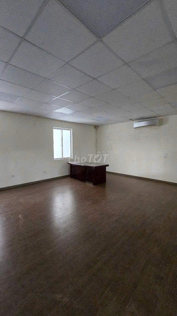 Chính chủ cho thuê nhà nguyên căn 3 tầng 210m2 tại Hoàng Cầu, Đống Đa, phù hợp làm văn phòng, spa, gym, nhà hàng, showroom…