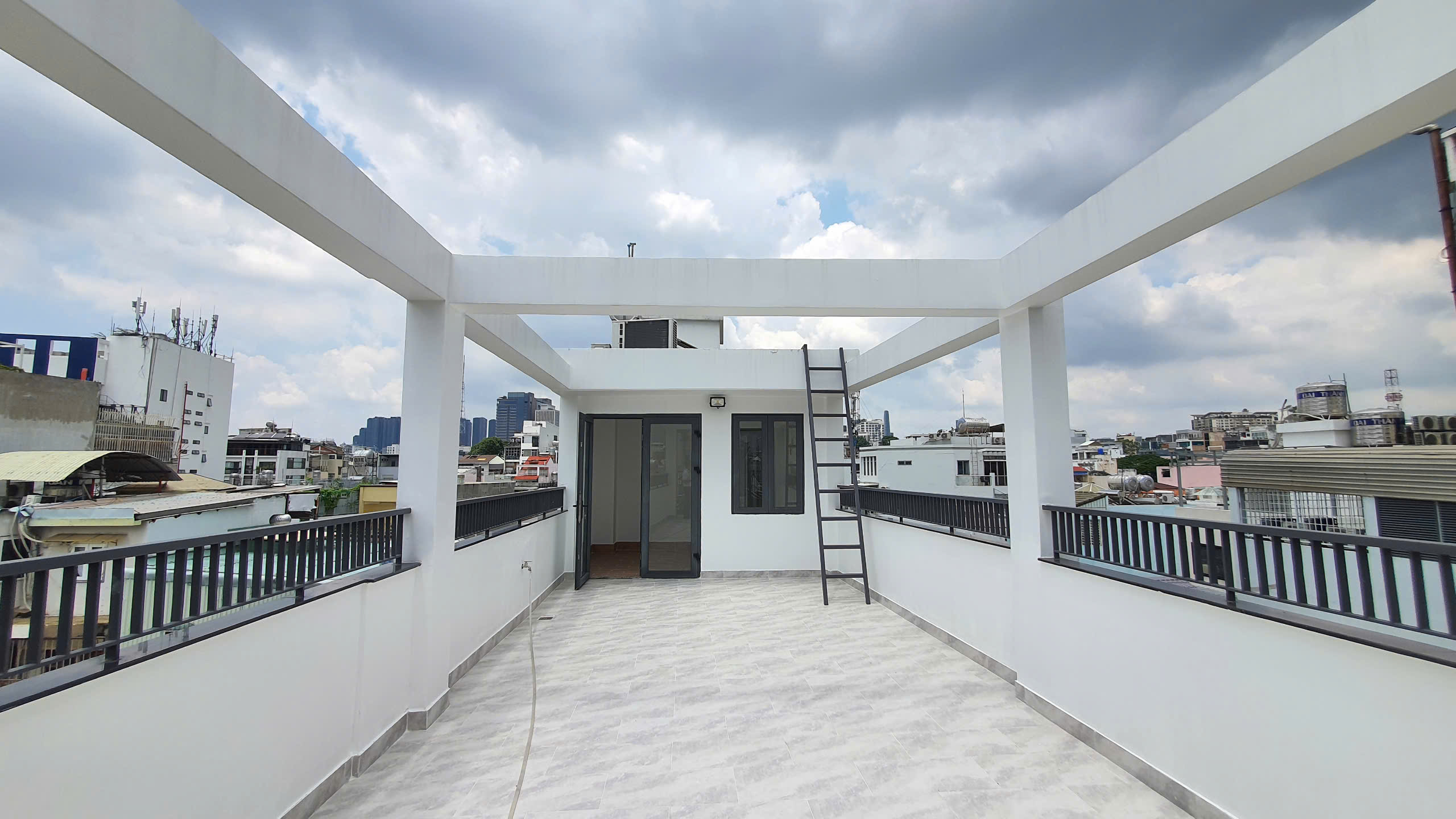 BÁN NHÀ KINH DOANH: 6 TẦNG, DTSD 400M2, 8PN, TẶNG NỘI THẤT- MẶT TIỀN ĐINH CÔNG TRÁNG, P.TÂN ĐỊNH, Q1