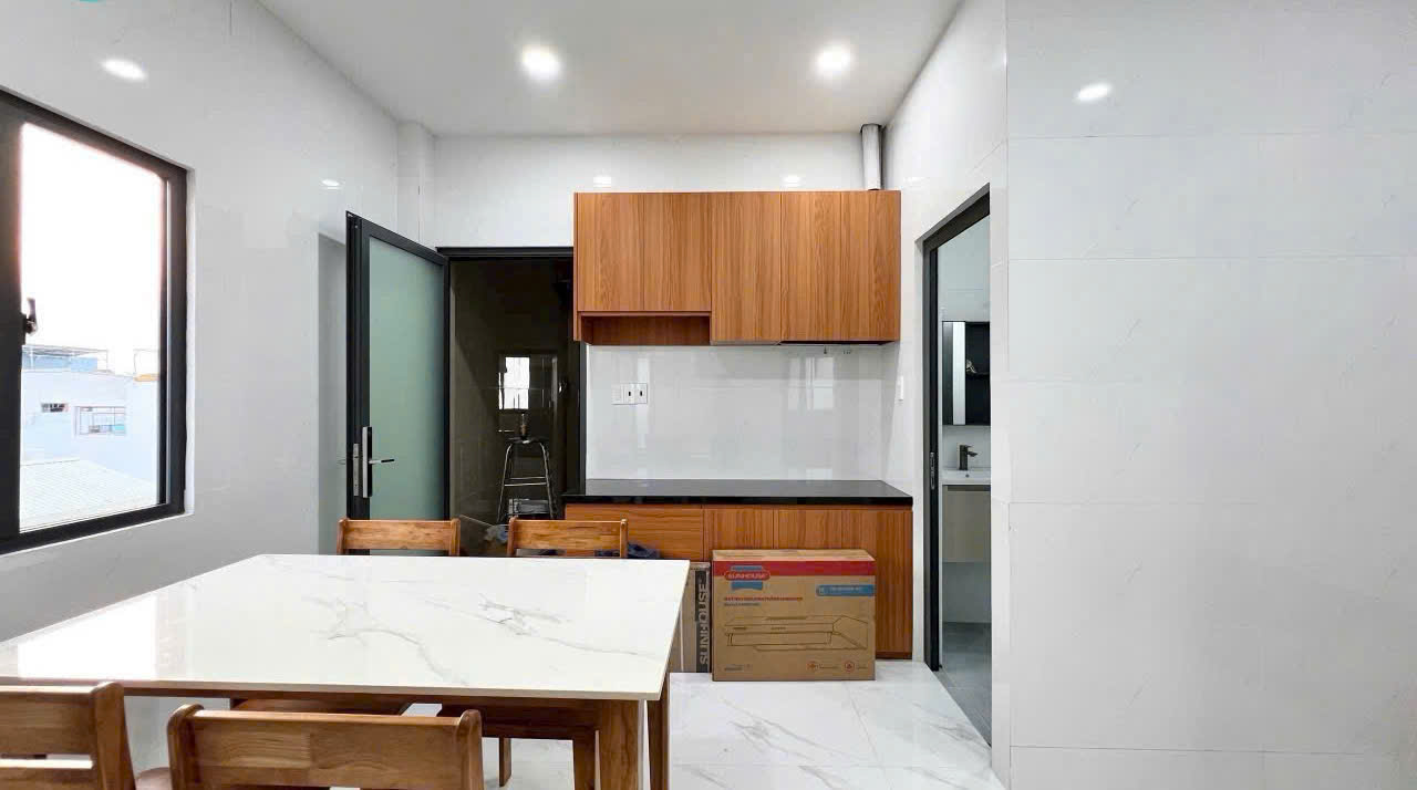 Bán CHDV Hẻm Xe Hơi 310/15 Dương Quảng Hàm, An Nhơn