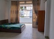 CHO THUÊ PHÒNG TRỌ RỘNG ĐẸP – BAN CÔNG THOÁNG MÁT – TỰ DO GIỜ GIẤC