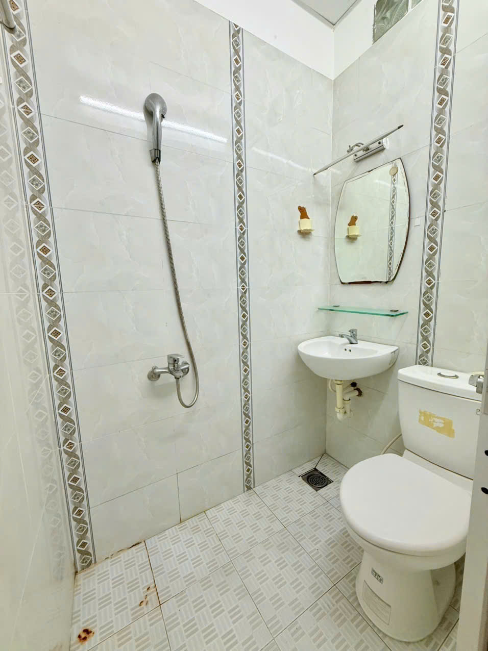 PHÚ NHUẬN – NGUYỄN VĂN TRỖI – BÁN 5.6 TỶ – TL CHÍNH CHỦ – NGANG 7 – 3PN LỚN – HẺM DÂN TRÍ – TL