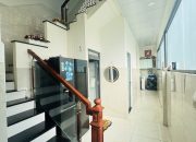 BÁN NHÀ LÔ GÓC 2 MT ĐƯỜNG SỐ 8, LINH XUÂN