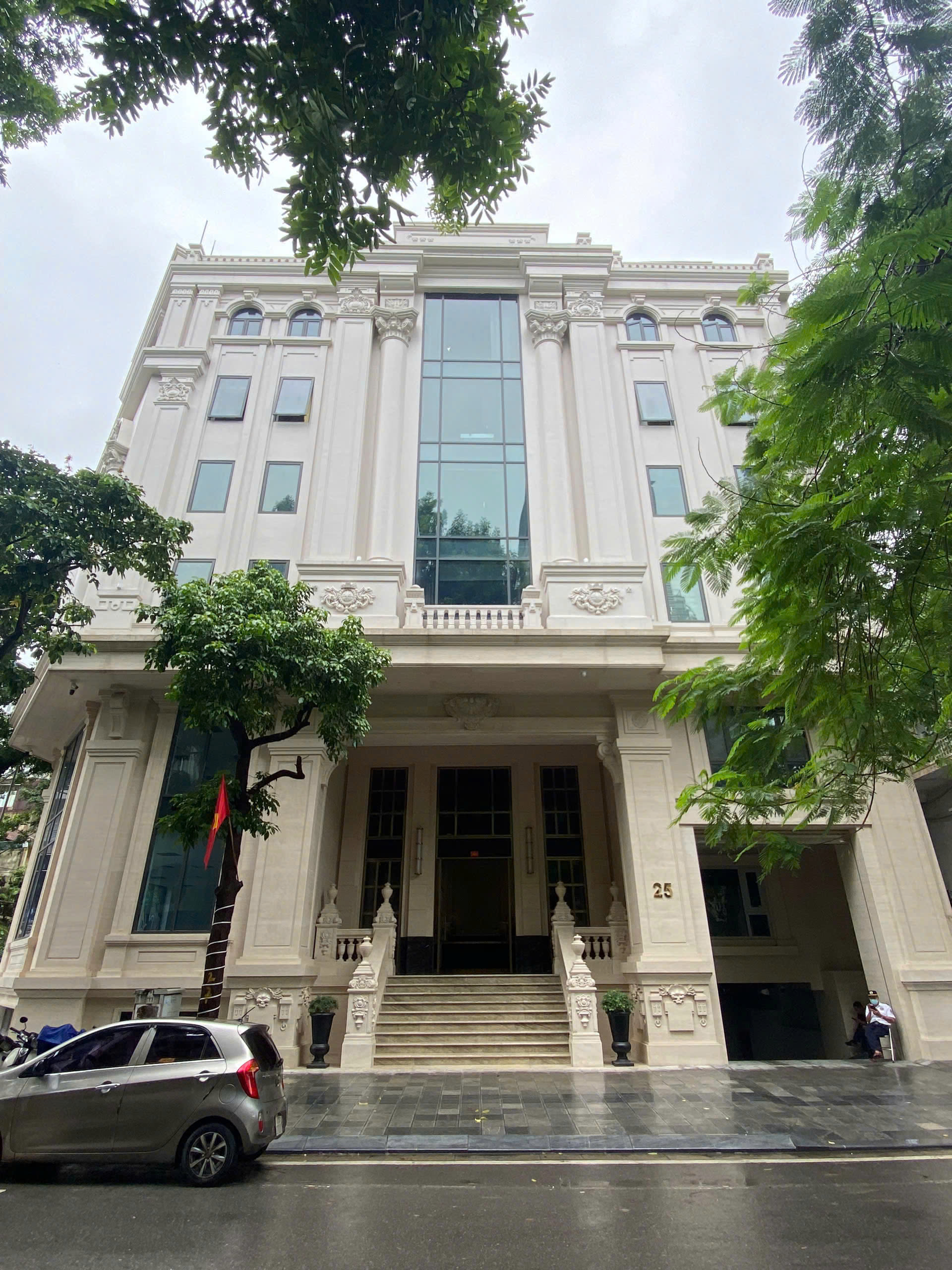 Toà nhà Văn Phòng tại 25 Tô Hiến Thành, Hà Nội S sàn=500m2 cho thuê