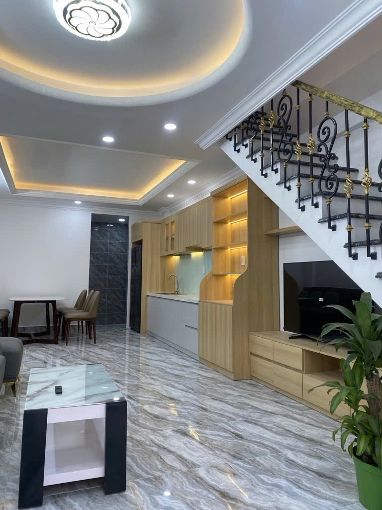 Nhà mới 1 căn ra mặt tiền đường số Tân Kiểng Q 7 Ngang 4 x10 có 5 tỷ