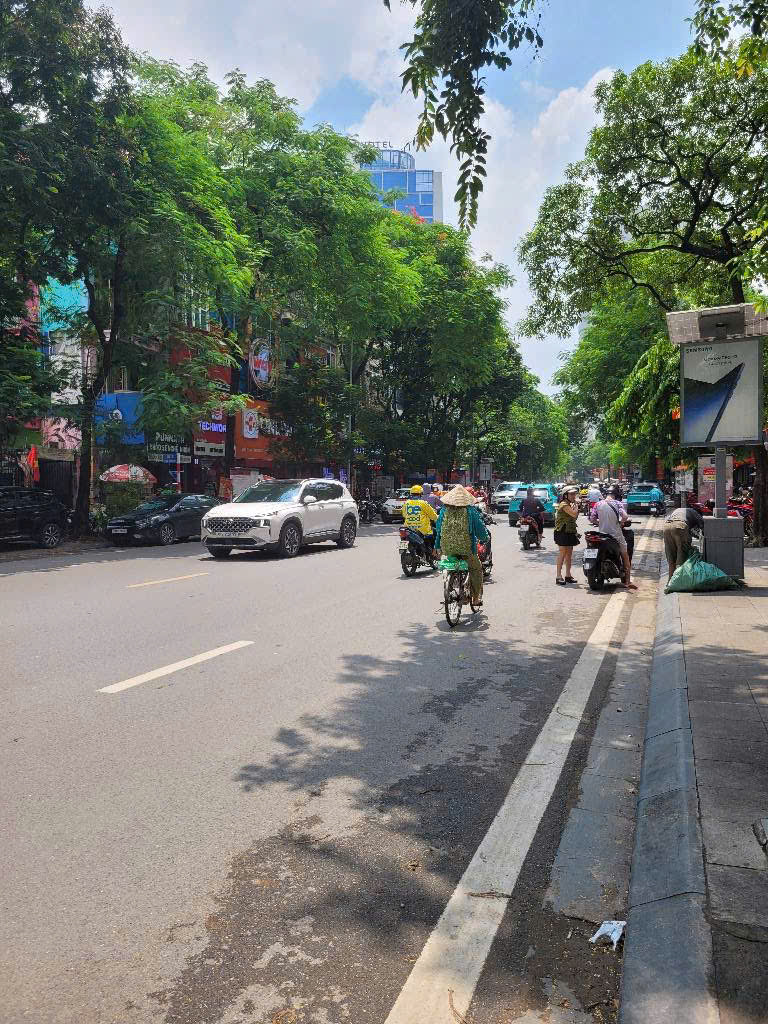 MẶT PHỐ THÁI HÀ – 63.2M² – PHỐ TO – VỈA HÈ RỘNG – DÒNG TIỀN ỔN ĐỊNH