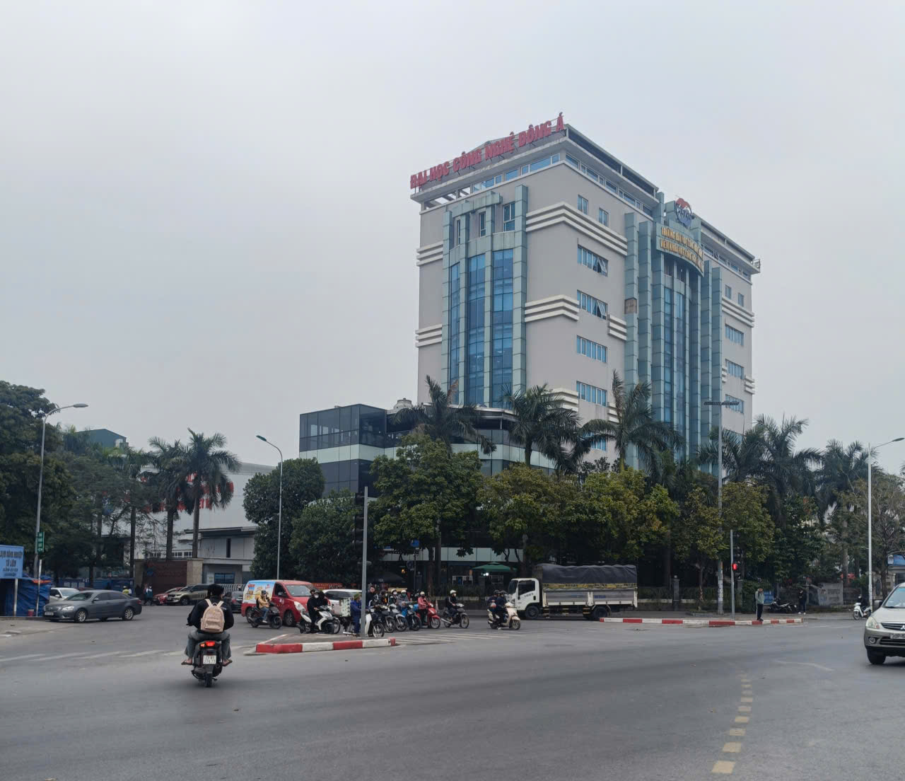 Đất ĐG Phương Canh 75m2 – 2 mặt đường, vỉa hè, ô tô tránh, giá 16.2 tỷ