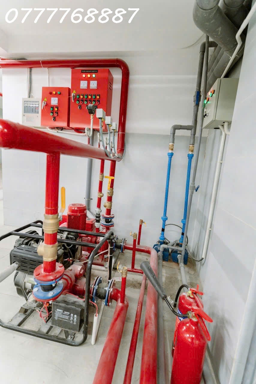 Tòa CHDV 75 phòng Hầm 7 tầng 1500m2 sàn HĐT khoán 300tr/T