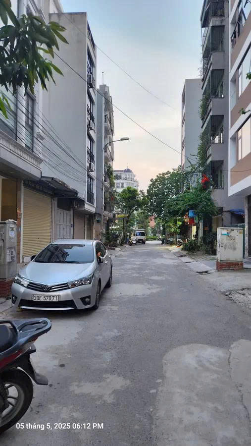 BÁN NHÀ HÒA BÌNH – YÊN NGHĨA – HÀ ĐÔNG 35M2 X 4 TẦNG – Ô TÔ ĐỖ SÁT NHÀ – NHÀ MỚI VỀ Ở LUÔN – GIÁ 4.25 TỶ