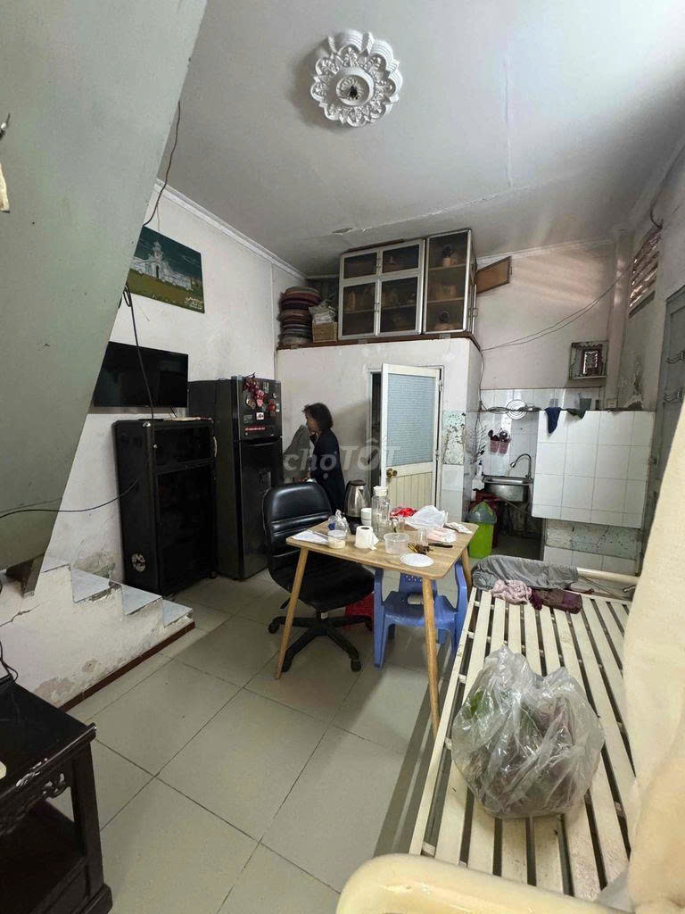 Cho Thuê Nhà Đối Diện Tòa Nhà Hd Bank Nguyễn Đình Chiểu- 1 Trệt 1 Lầu, 30m2 (Dtsd=60m2) P.Đa Kao, Q.1