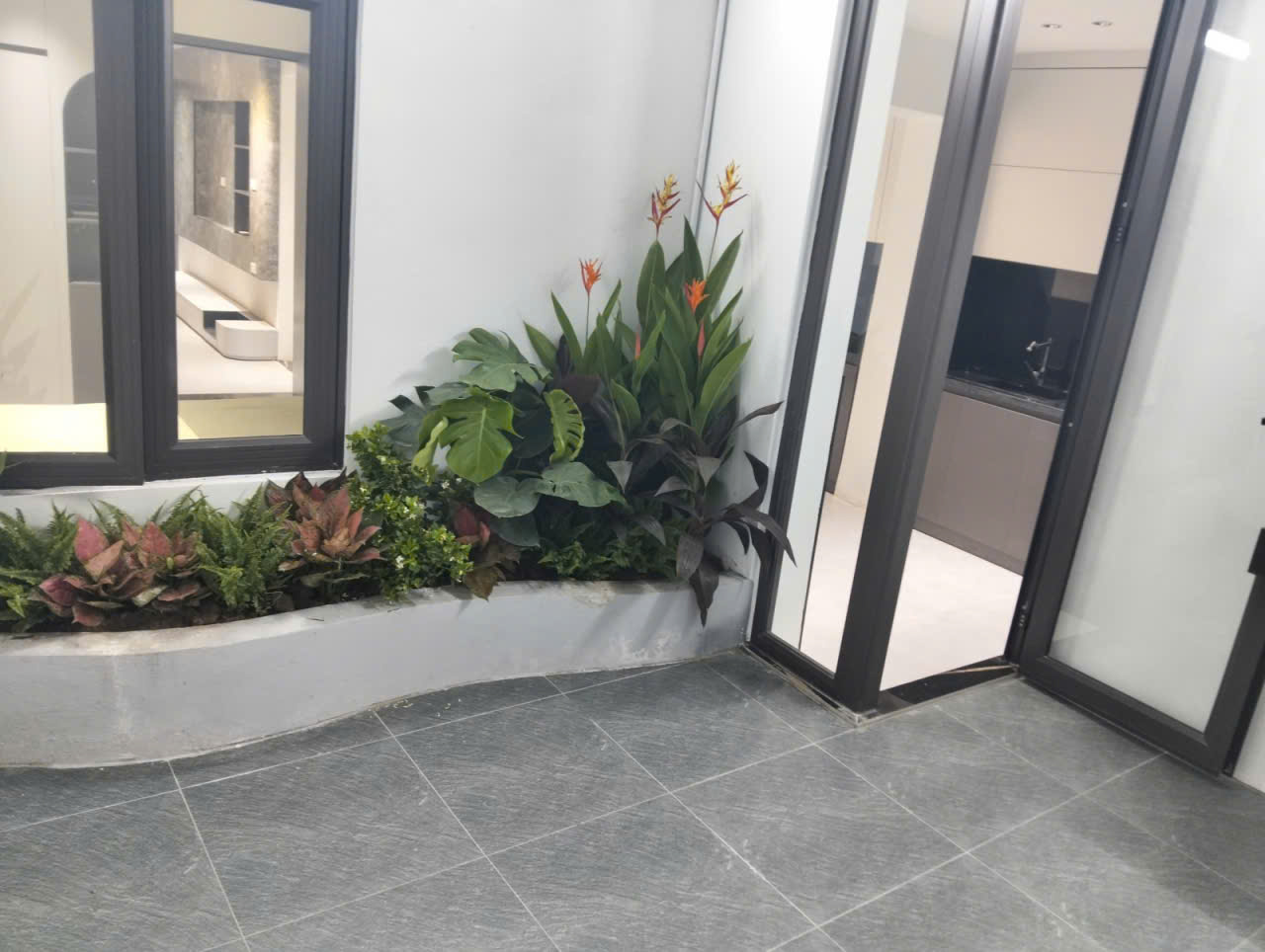 O TÔ ĐỖ CỬA – TRUNG TÂM BA ĐÌNH- GẦN LOTTE – DEAWO- Vạn Bảo 70m chỉ 4,3 tỷ,