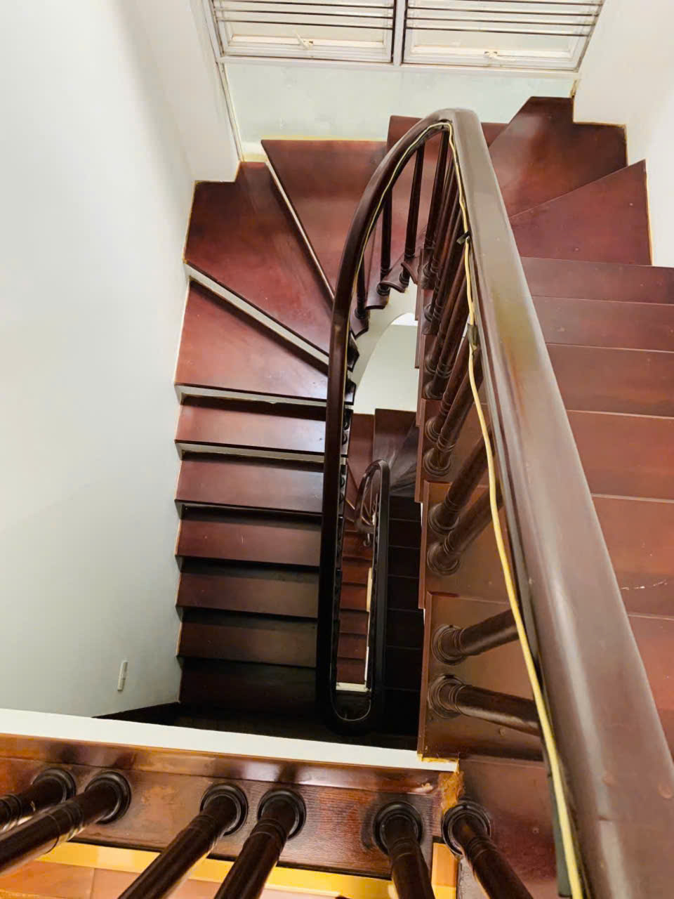 Bán nhà khu Hồ Tây – 100m – MT 7m – gần phố – chỉ 26 tỷ
