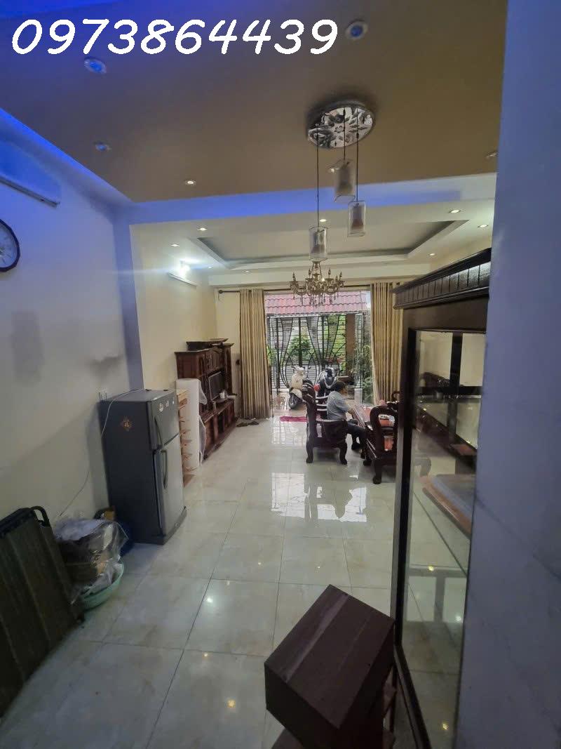 🔥🔥🔥 Tiếp tục giảm thêm 400 triệu giá mới 7,2 Tỷ 🔥🔥🔥GẤP BÁN GIẢM MẠNH SỐC 600 TRIỆU CÒN 7.6 TỶ. 🏠 NHÀ 2 TẦNG HẺM NHỰA 8M XE TẢI TRÁNH THÔNG TỨ TUNG, GẦN AN SƯƠNG, CHUNG CƯ QK7 – NGANG 6M – 112M2 – GIÁ NHỈNH 7 TỶ 🏠