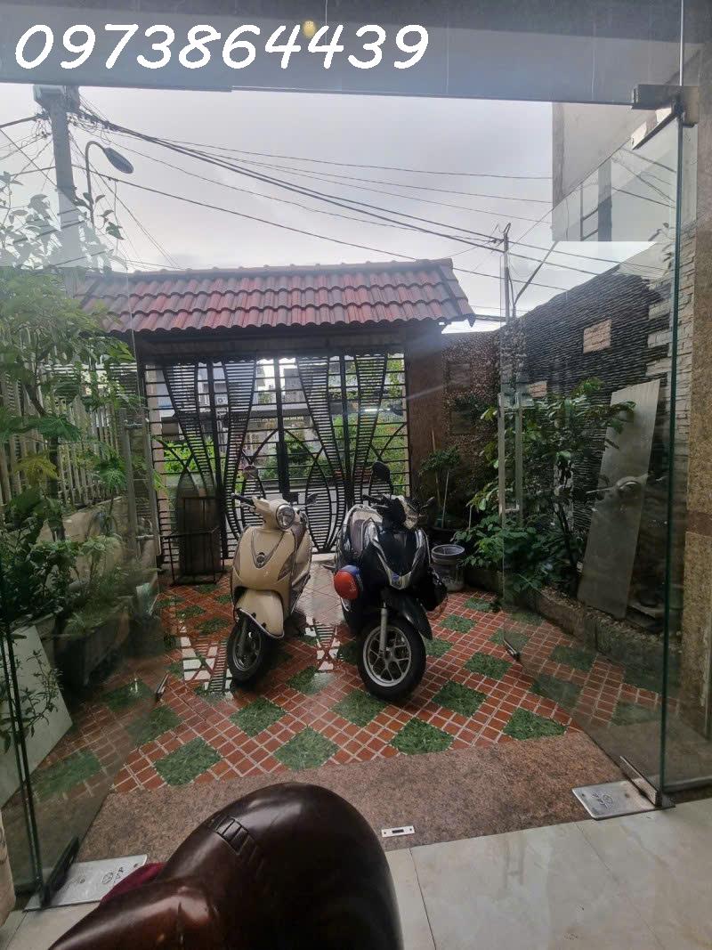 🔥🔥🔥 Tiếp tục giảm thêm 400 triệu giá mới 7,2 Tỷ 🔥🔥🔥GẤP BÁN GIẢM MẠNH SỐC 600 TRIỆU CÒN 7.6 TỶ. 🏠 NHÀ 2 TẦNG HẺM NHỰA 8M XE TẢI TRÁNH THÔNG TỨ TUNG, GẦN AN SƯƠNG, CHUNG CƯ QK7 – NGANG 6M – 112M2 – GIÁ NHỈNH 7 TỶ 🏠