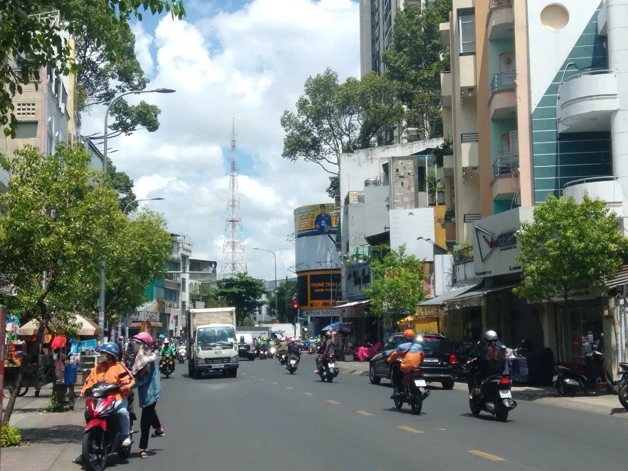 Bán Nhà Mặt Tiền 162 Cao Thắng , Phường 11, Quận 10