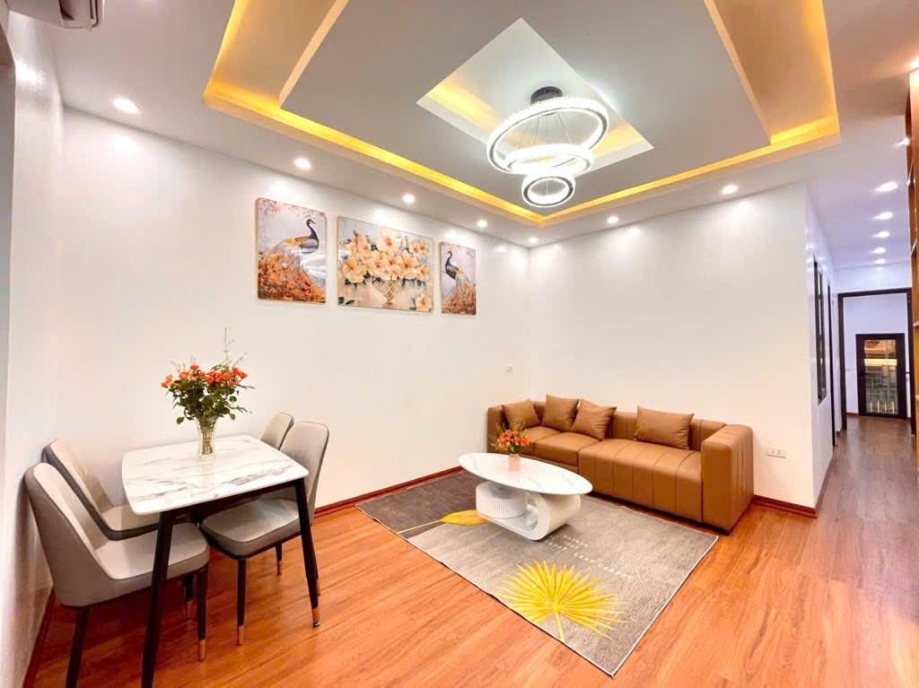 Bán nhà tập thể Đại học Sư Phạm Hà Nội, phố Trần Quốc Hoàn, Cầu Giấy DT thực tế 120m2, 3 phòng ngủ, chỉ việc xách vali về ở