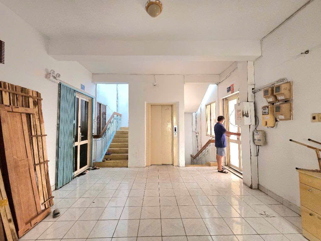 Chung cư 675 Nguyễn Kiệm, Phú Nhuận gần sân bay, 50m2 chỉ 2 ty7