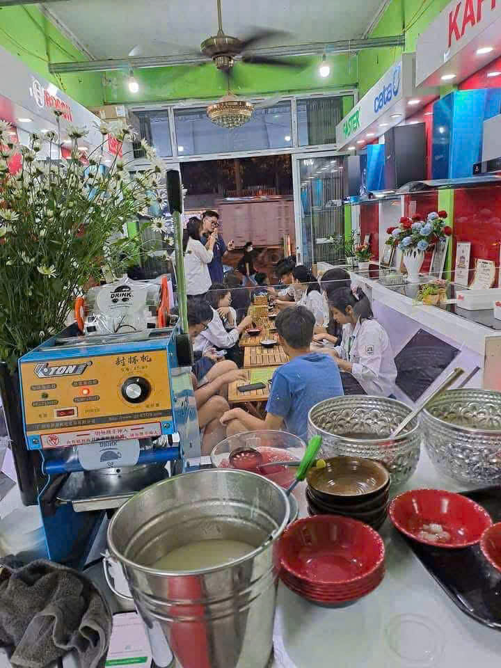NHƯỢNG MẶT BẰNG KINH DOANH – TRỤC CHÍNH QUANG TRUNG, HÀ ĐÔNG – GẦN TRƯỜNG CHUYÊN NGUYỄN HUỆ