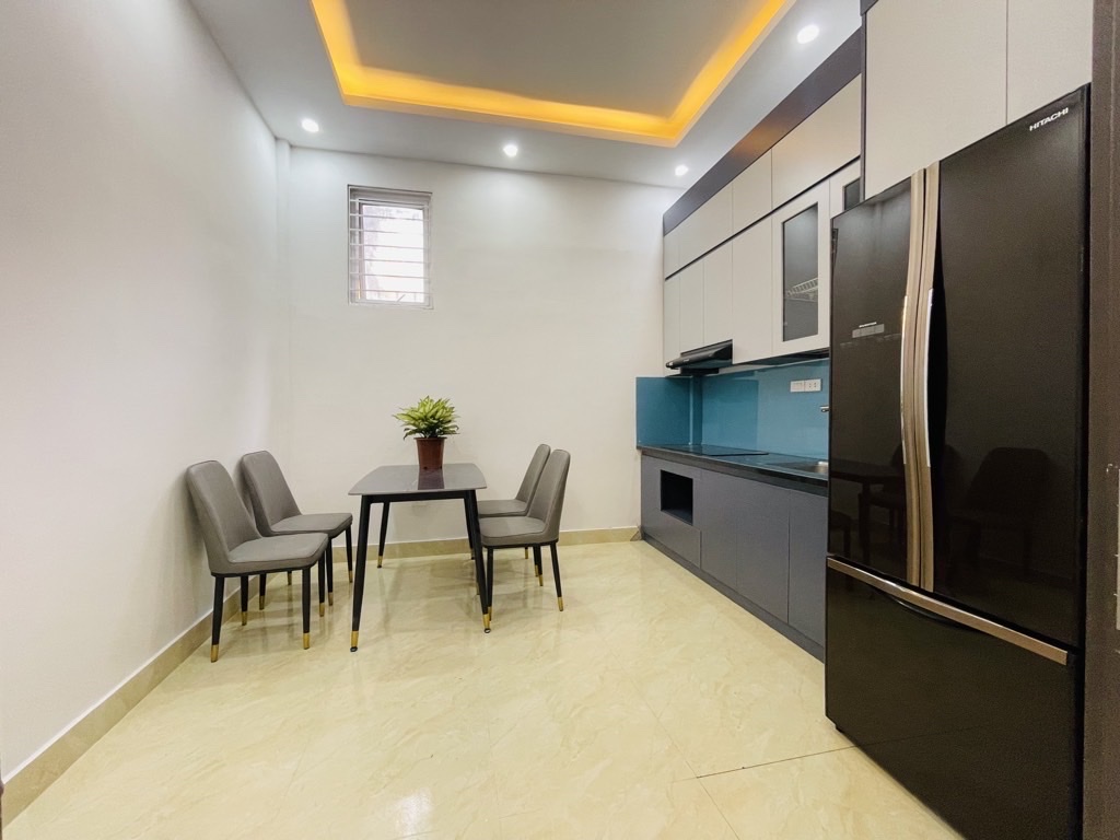 HOÀNG SÂM DT 35M CHỈ 7,35 TỶ PHÂN LÔ,2 THOÁNG,Ô TÔ TRÁNH 15M,FULL NỘI THẤT