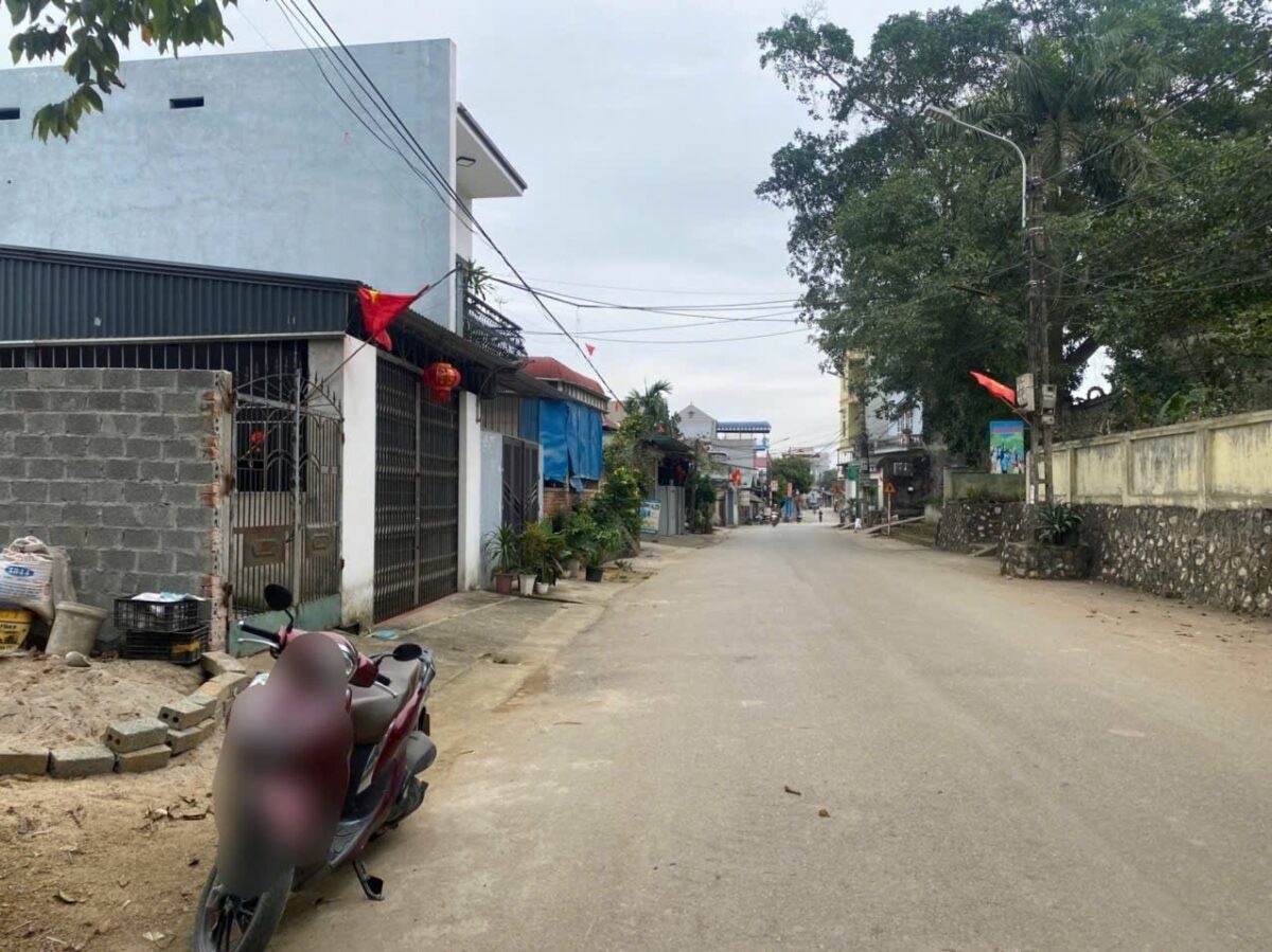 SIÊU PHẨM TRỤC CHÍNH KINH DOANH 99,8M TẠI ĐÔNG YÊN-QUỐC OAI-HÀ NỘI