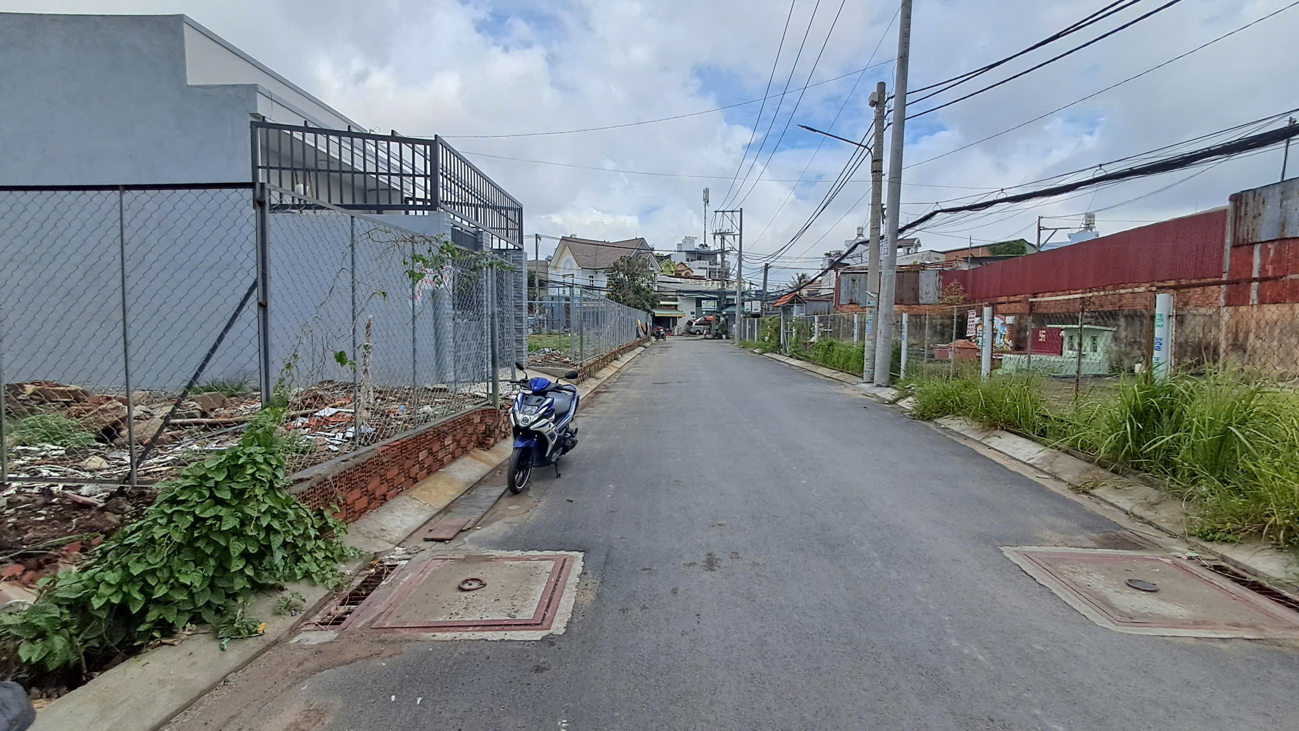 Bán Lô Đất Mặt Tiền Hẻm 17 Đường Ụ Ghe, phường Tam Phú, TP Thủ Đức