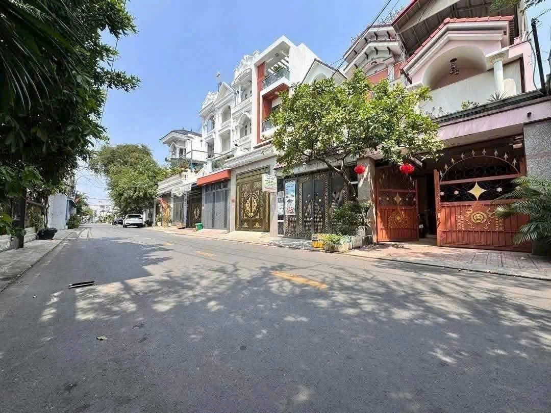 ĐẤT (5.7×18) GÓC 2MT HIỆP THÀNH 26, Q.12 VỊ TRÍ ĐẸP SÁT CHỢ CHỈ 6,5 TỶ