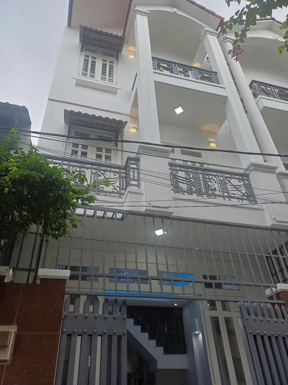 BÁN NHÀ ĐẸP 3 TẤM – NGAY CHỢ HIỆP BÌNH – Hẻm ô tô 5m 1 Sẹc Đường 49, Hiệp Bình, Thủ Đức