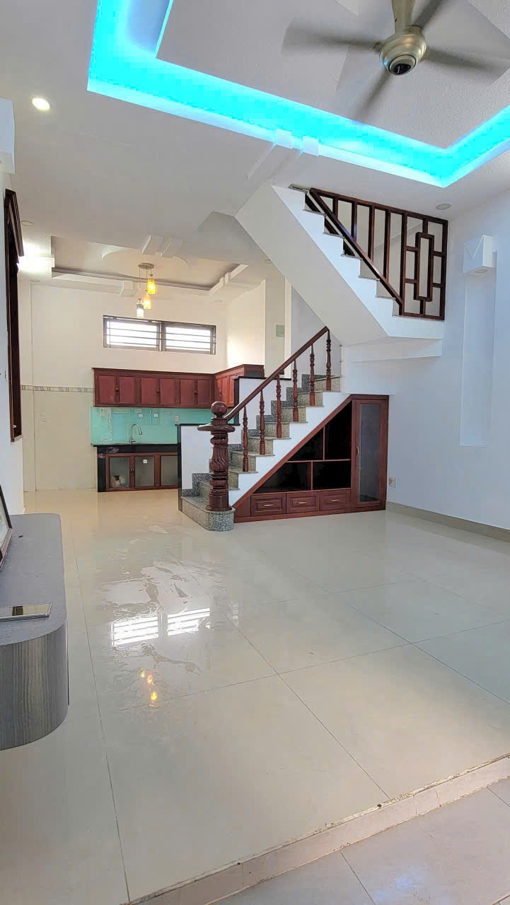 BÁN NHÀ ĐẸP 3 TẤM – NGAY CHỢ HIỆP BÌNH – Hẻm ô tô 5m 1 Sẹc Đường 49, Hiệp Bình, Thủ Đức