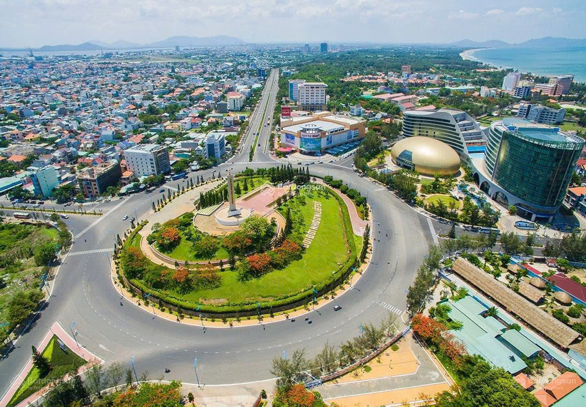 CC cần bán lô đất mặt phố Phan Huy Ích, TP,HCM (Vũng Tàu) SĐ 750m² mặt tiền 18.1m giá 120 tỷ