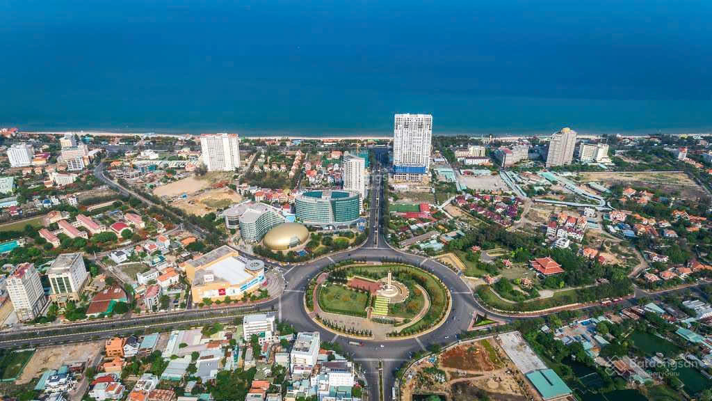 CC cần bán lô đất mặt phố Phan Huy Ích, TP,HCM (Vũng Tàu) SĐ 750m² mặt tiền 18.1m giá 120 tỷ