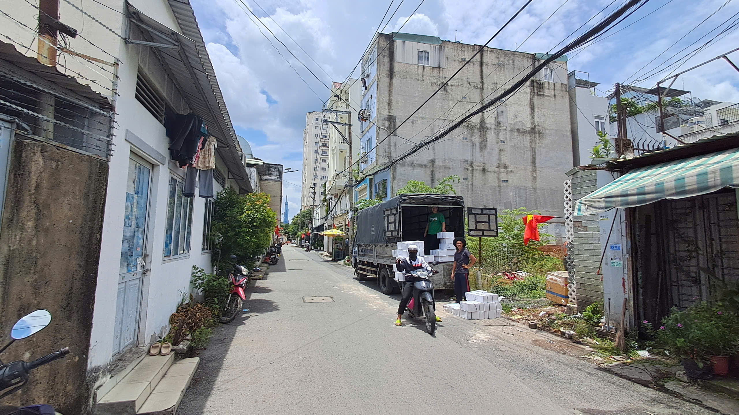 Bán Gấp Lô Đất Tặng Kho Ngay Gigamall Phạm Văn Đồng Đường 19, Hiệp Bình Chánh, Thủ Đức