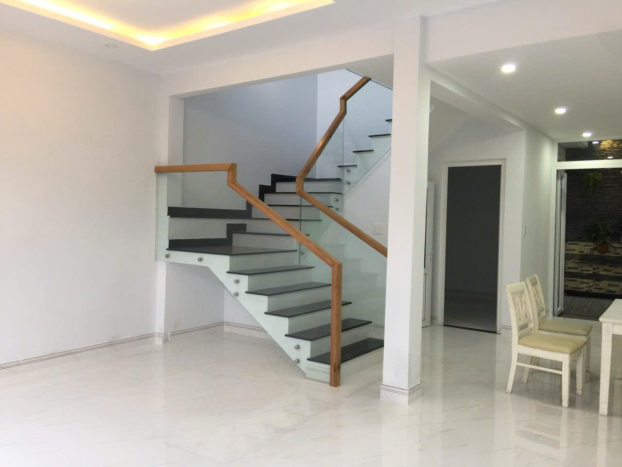 BÁN ĐẤT TẶNG NHÀ TRỆT LỬNG MẶT TIỀN HẺM 606 QUỐC LỘ 13 HIỆP BÌNH PHƯỚC – TP THỦ ĐỨC