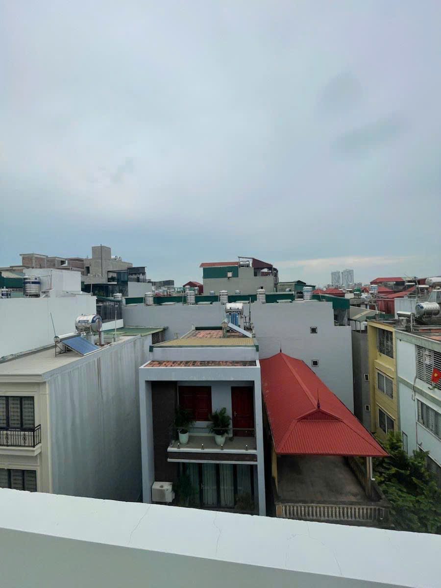 Bán nhà Ngọc Thụy 41m 6 tầng thang máy gara ô tô 11 tỷ