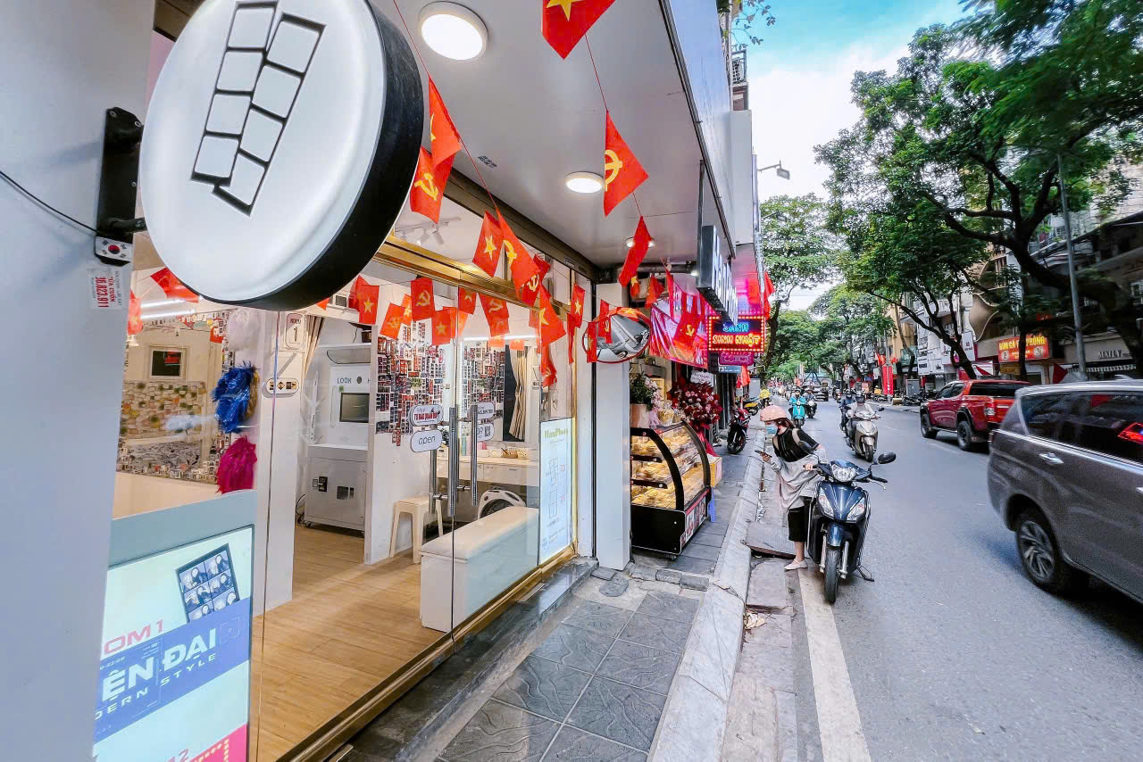 SANG NHƯỢNG CỬA HÀNG HOẶC BÁN MÁY PHOTOBOOTH TẠI THỤY KHÊ, TÂY HỒ, HÀ NỘI