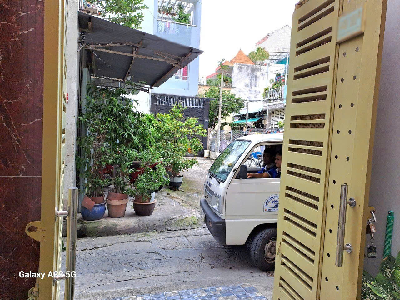 Bán nhà Nguyễn Kiệm Gò Vấp 9 tỷ, 84m2, 5 tầng, hẻm ba gác rộng, thương lượng, nhà nằm ngay trung tâm Gò Vấp nên thuận tiện di chuyển đi khắp nơi